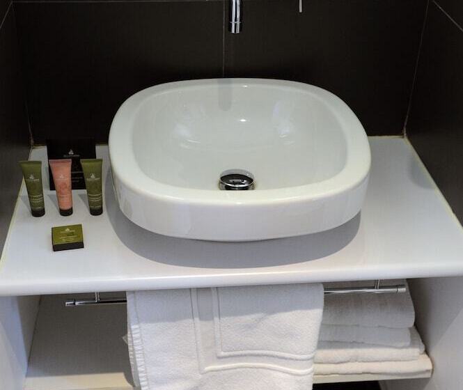 هتل Edgar Hôtel & Spa   Table Gastronomique