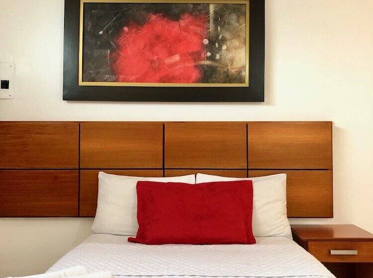 호텔 Es En Guayaquil   Suites Guayaquil Cerca Del Aeropuerto