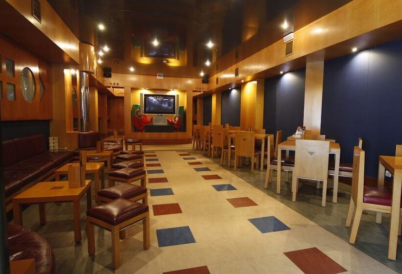 Отель Feira Pedra Bela