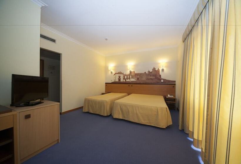 Отель Feira Pedra Bela