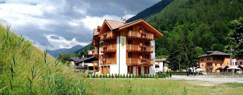 בית מלון כפרי Garnì Il Giglio