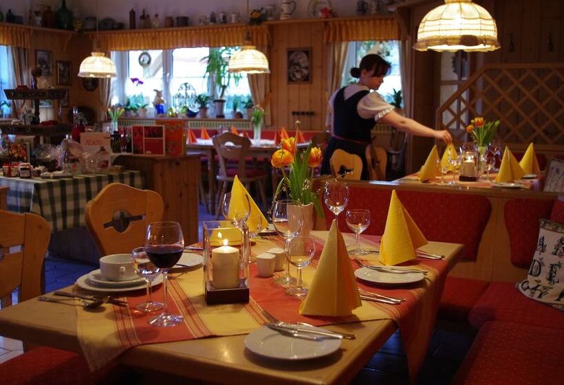 Отель Gasthof Roseneck