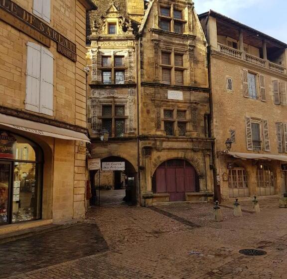 فندق Hôtel Confort Le Moulin Rouge