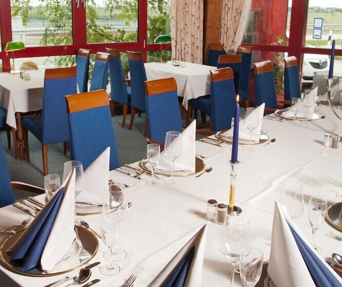 בית מלון כפרי Gremersdorf  Zum Grunen Jager