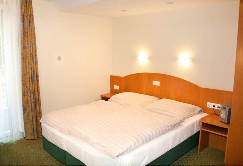 בית מלון כפרי Gremersdorf  Zum Grunen Jager