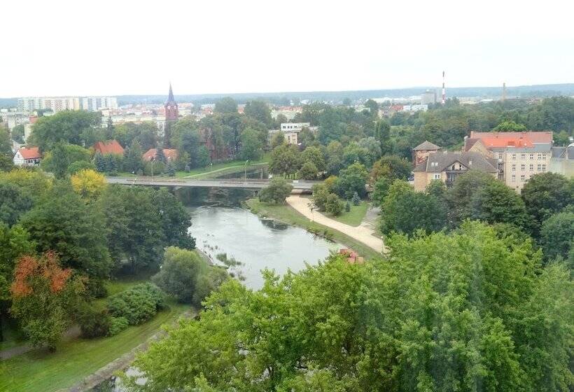 Отель Gromada Pila