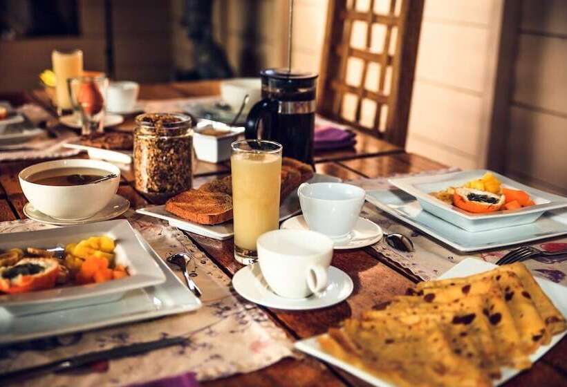 هتل Hamadryade Lodge