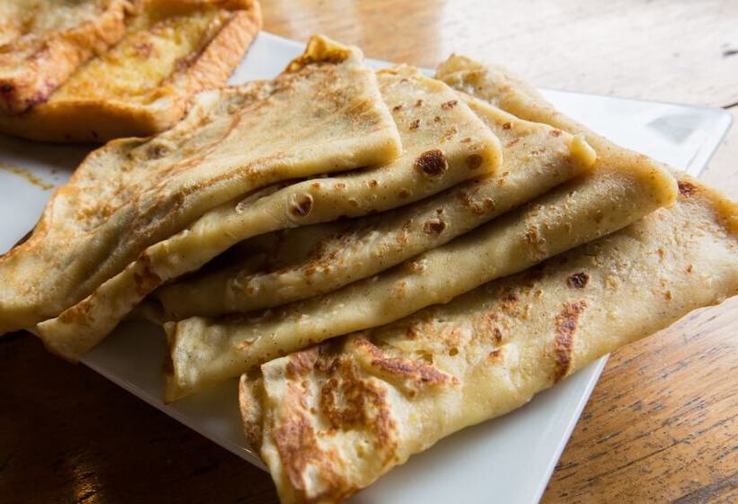 هتل Hamadryade Lodge