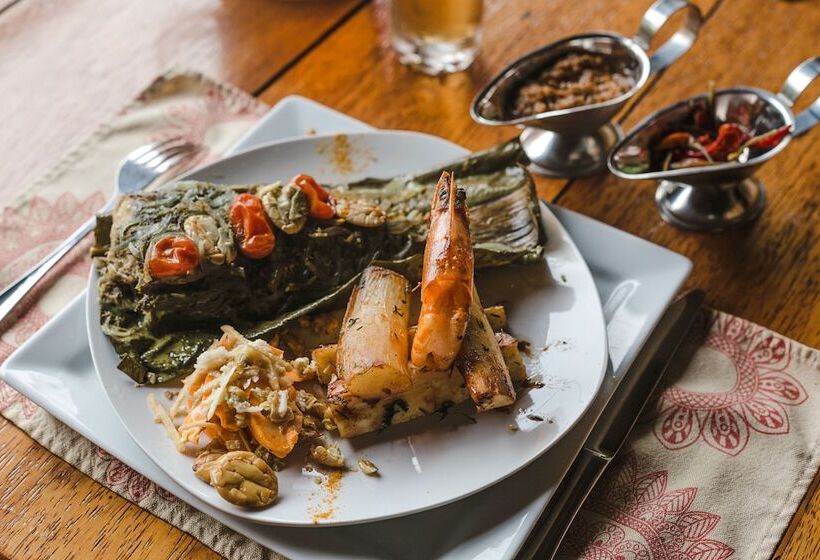 هتل Hamadryade Lodge