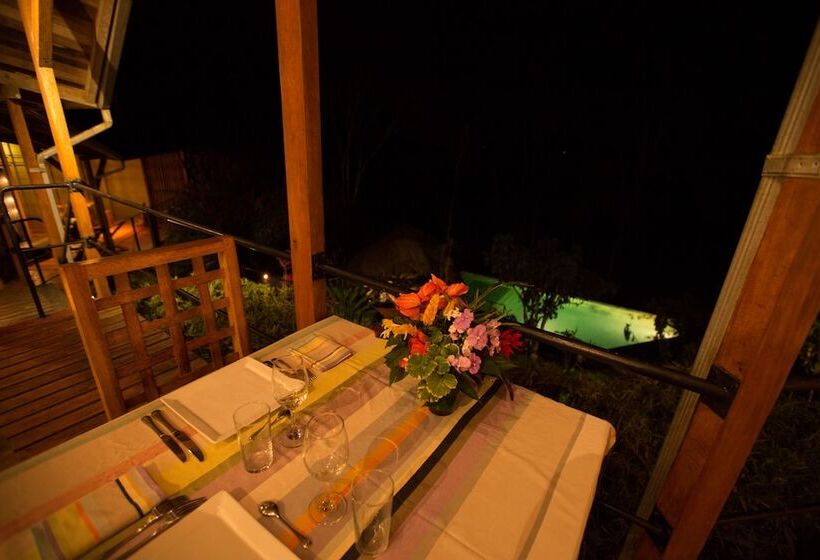 هتل Hamadryade Lodge