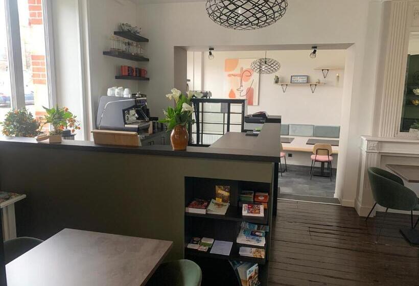 Отель Hôtel De France