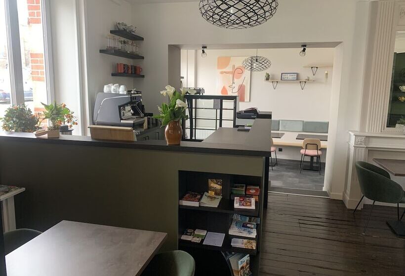 Отель Hôtel De France