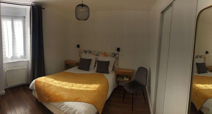 Отель Hôtel De France