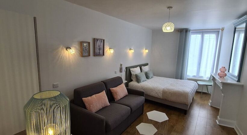 Отель Hôtel De France