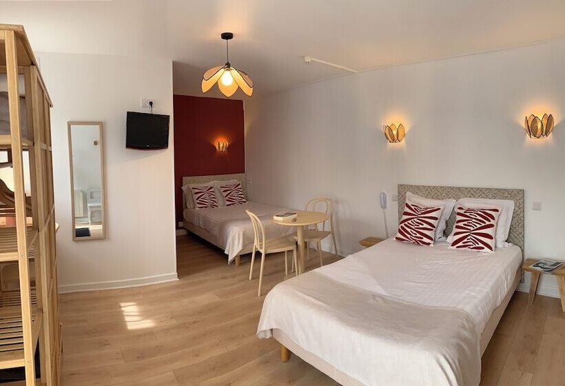 Отель Hôtel De France