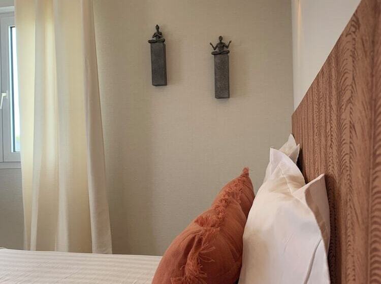 Отель Hôtel De France