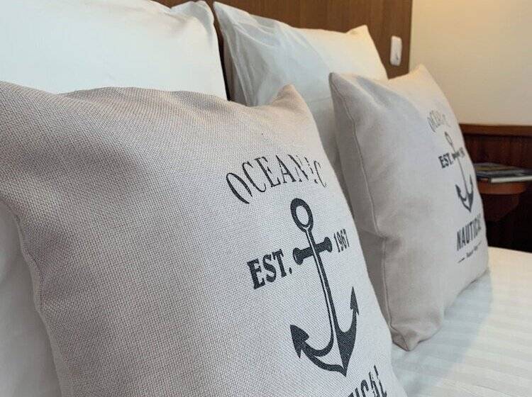 Отель Hôtel De France