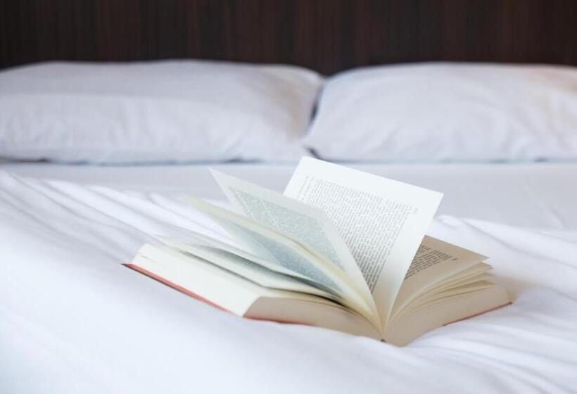 فندق Hôtel De La Vendée