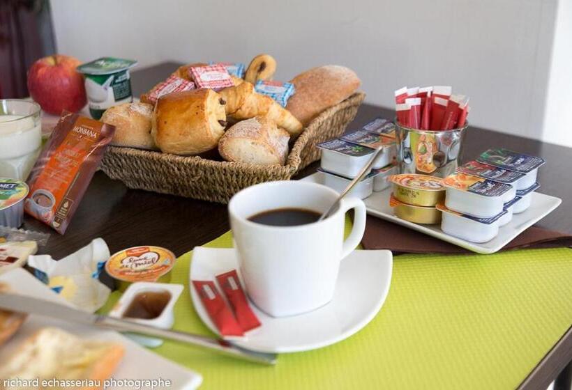 فندق Hôtel De La Vendée