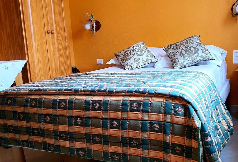 ホテル Hôtel Des Roches