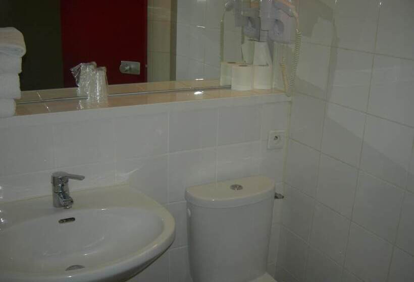 호텔 Hôtel Du Val De Seine