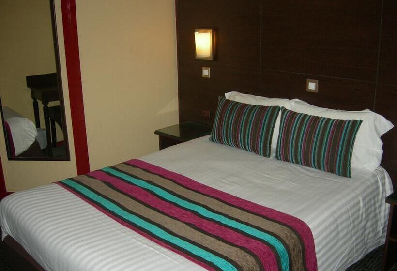 호텔 Hôtel Du Val De Seine