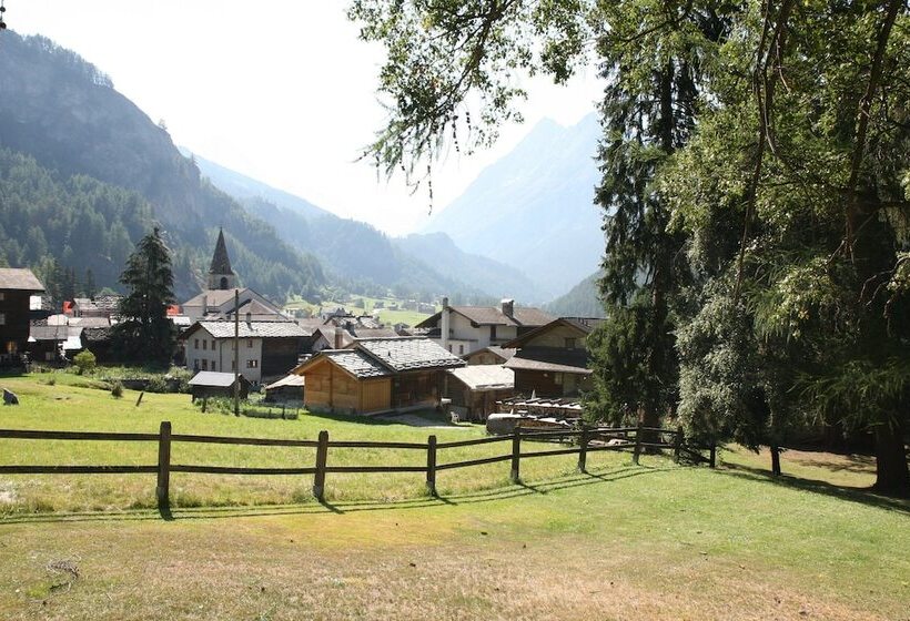 בית מלון כפרי Hermitage