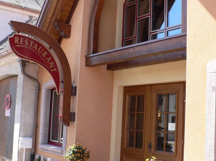 Отель Hôtel Le Mittelwihr