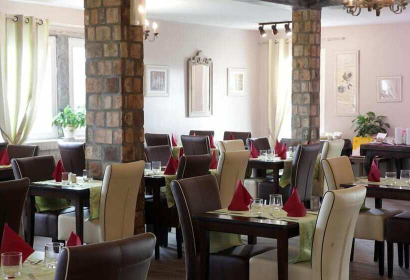 فندق Logis Hôtel Les Nymphéas