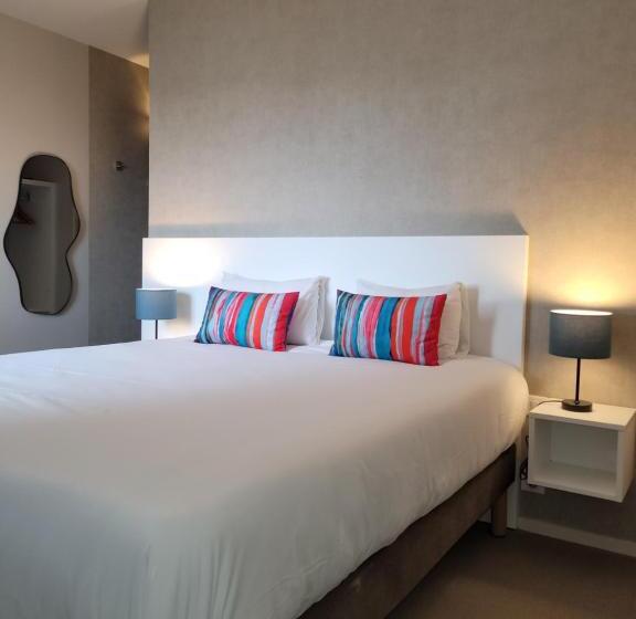 בית מלון כפרי Hôtel Port Haliguen