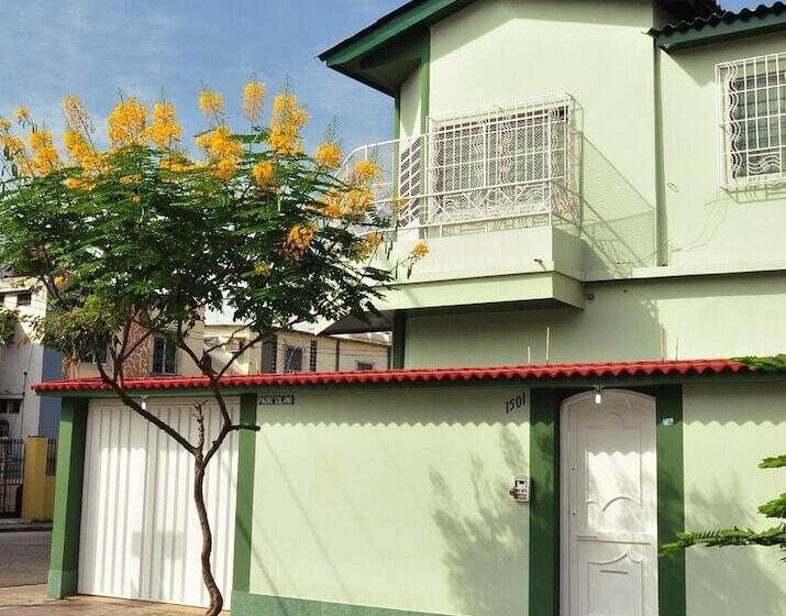 בית מלון כפרי Jeshua Simmonds