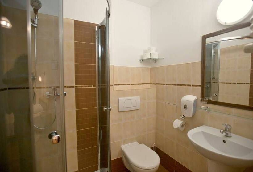 ホテル Kamienica Pod Kasztanami świnoujście