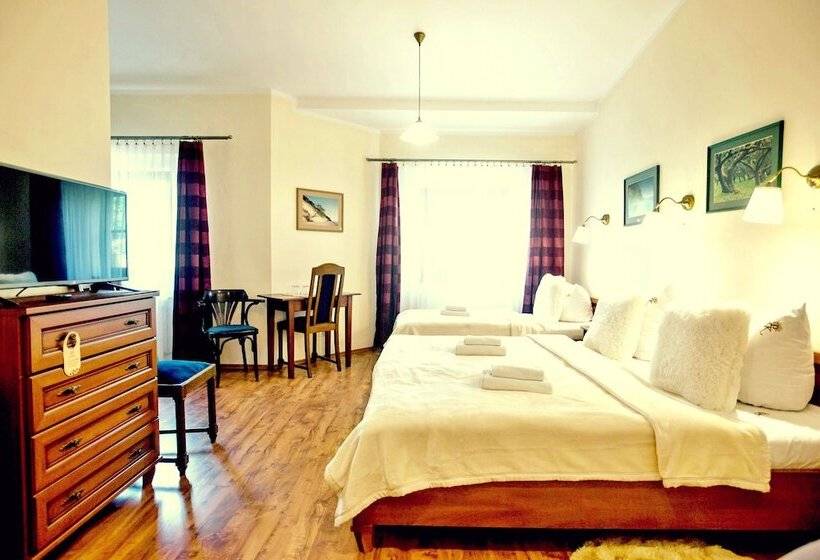 ホテル Kamienica Pod Kasztanami świnoujście