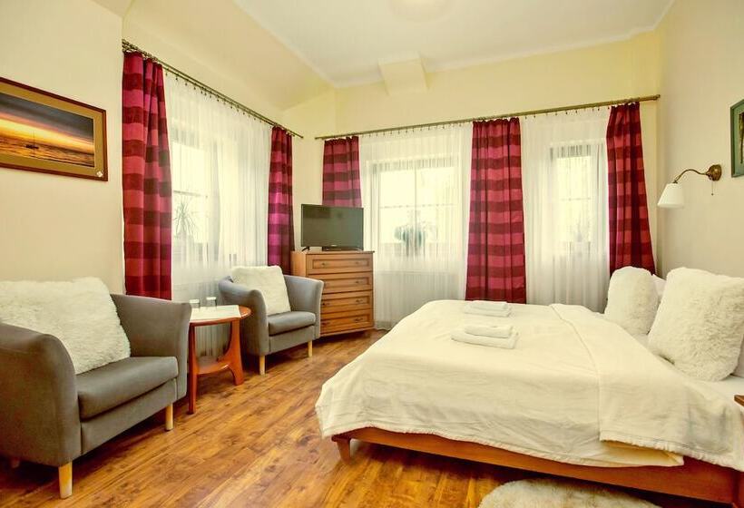 ホテル Kamienica Pod Kasztanami świnoujście