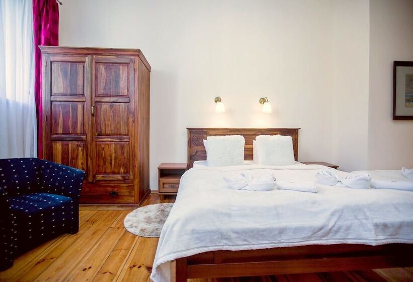 ホテル Kamienica Pod Kasztanami świnoujście