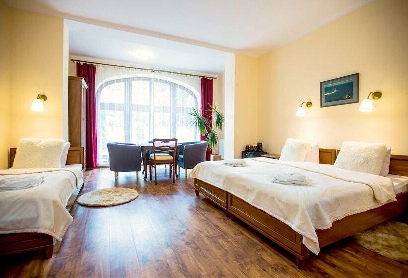 ホテル Kamienica Pod Kasztanami świnoujście