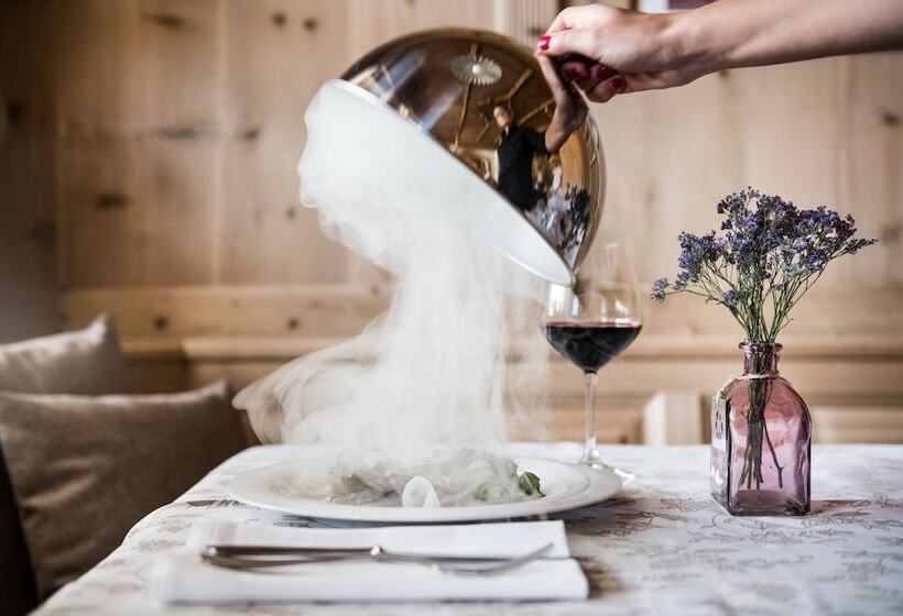 Kristallhotel Corona Krone