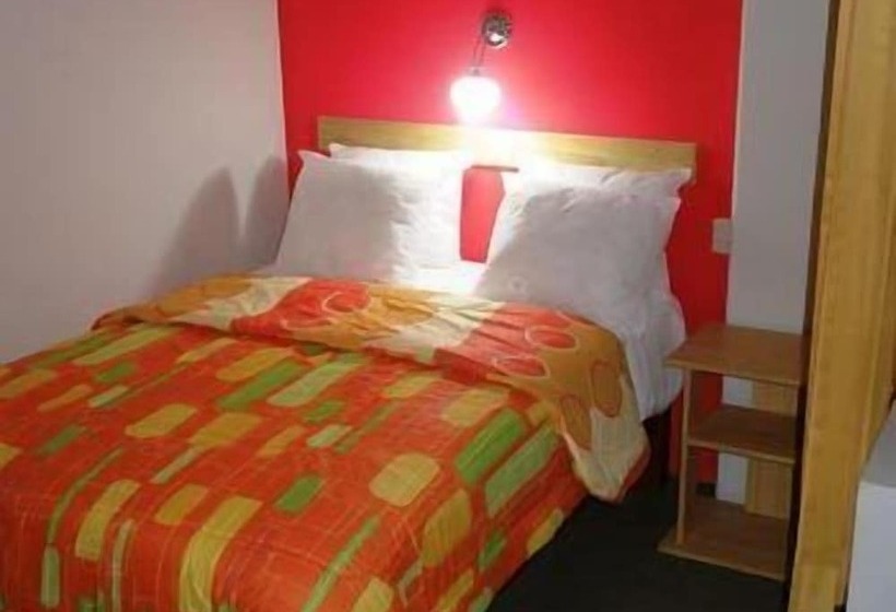 ホテル Kuntur Inn