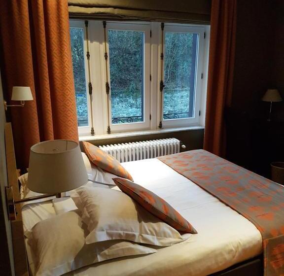 Отель La Ferronniere