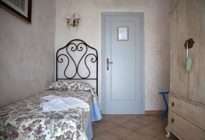 فندق La Petite Maison