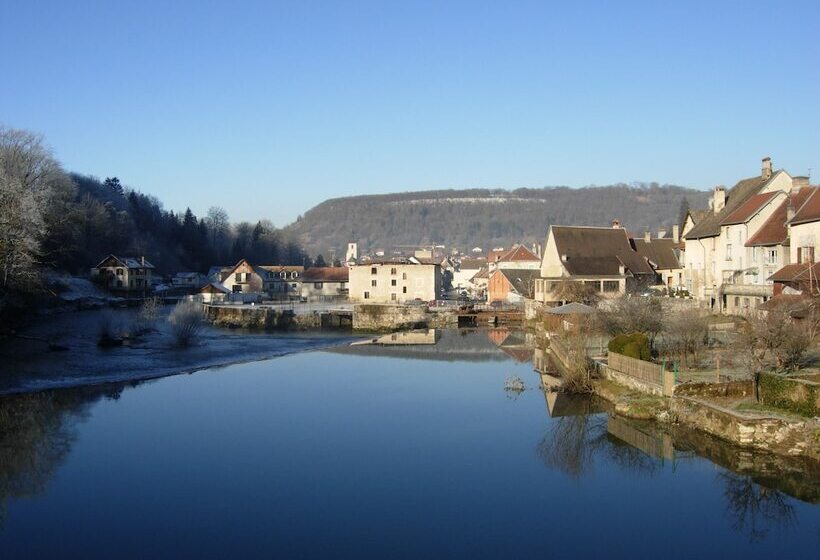 בית מלון כפרי La Table De Gustave