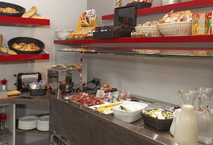 ホテル La Table De Gustave