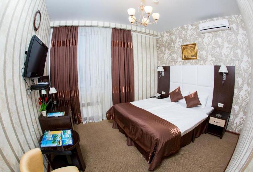 هتل Lazurny Bereg