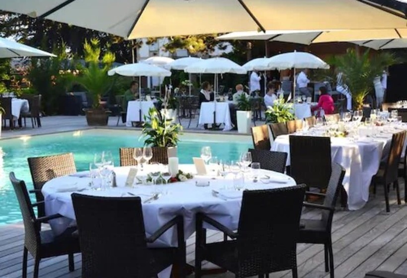 ホテル Le H Hôtel & Restaurant