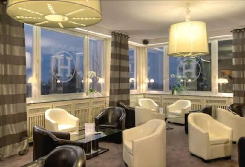 ホテル Le H Hôtel & Restaurant