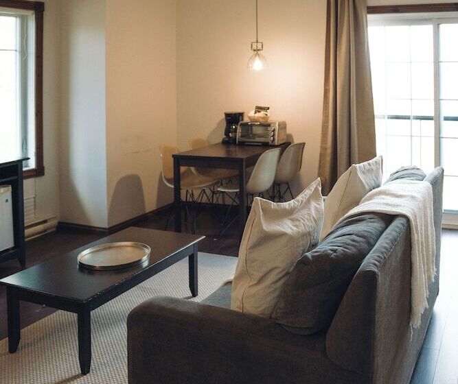 酒店 Le Montagnard – Auberge/hôtel & Chalets