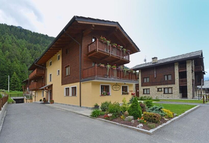 ホテル Le Petit Abri