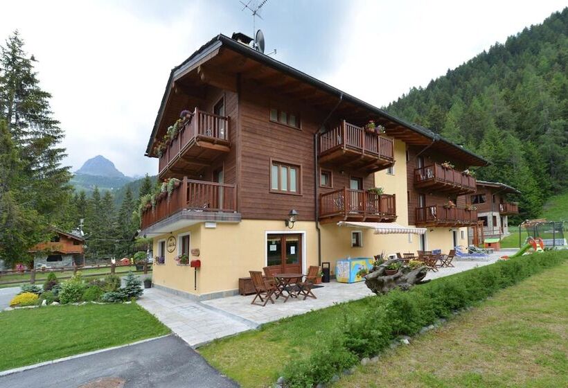 ホテル Le Petit Abri