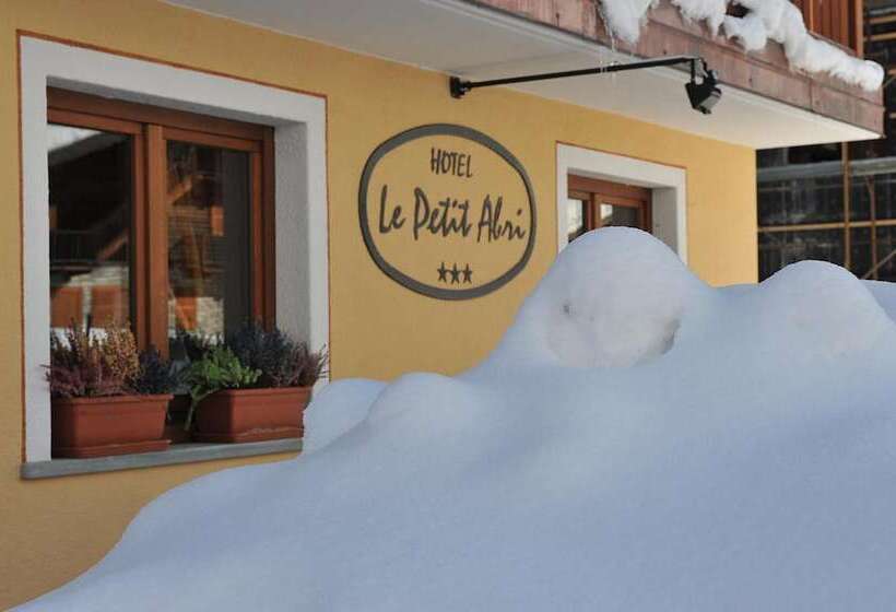 ホテル Le Petit Abri