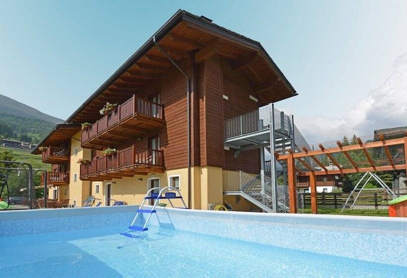 ホテル Le Petit Abri